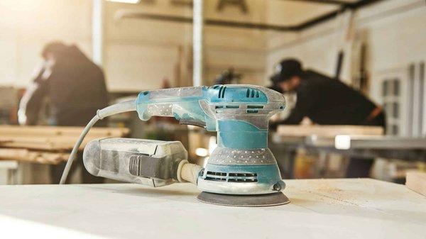 Découvrez la meilleure ponceuse à bande pour vos projets de bricolage